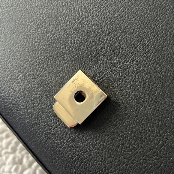 Samara Claire Black Crossbody Bag Apple Vegan Leather - Picture 6 of 9